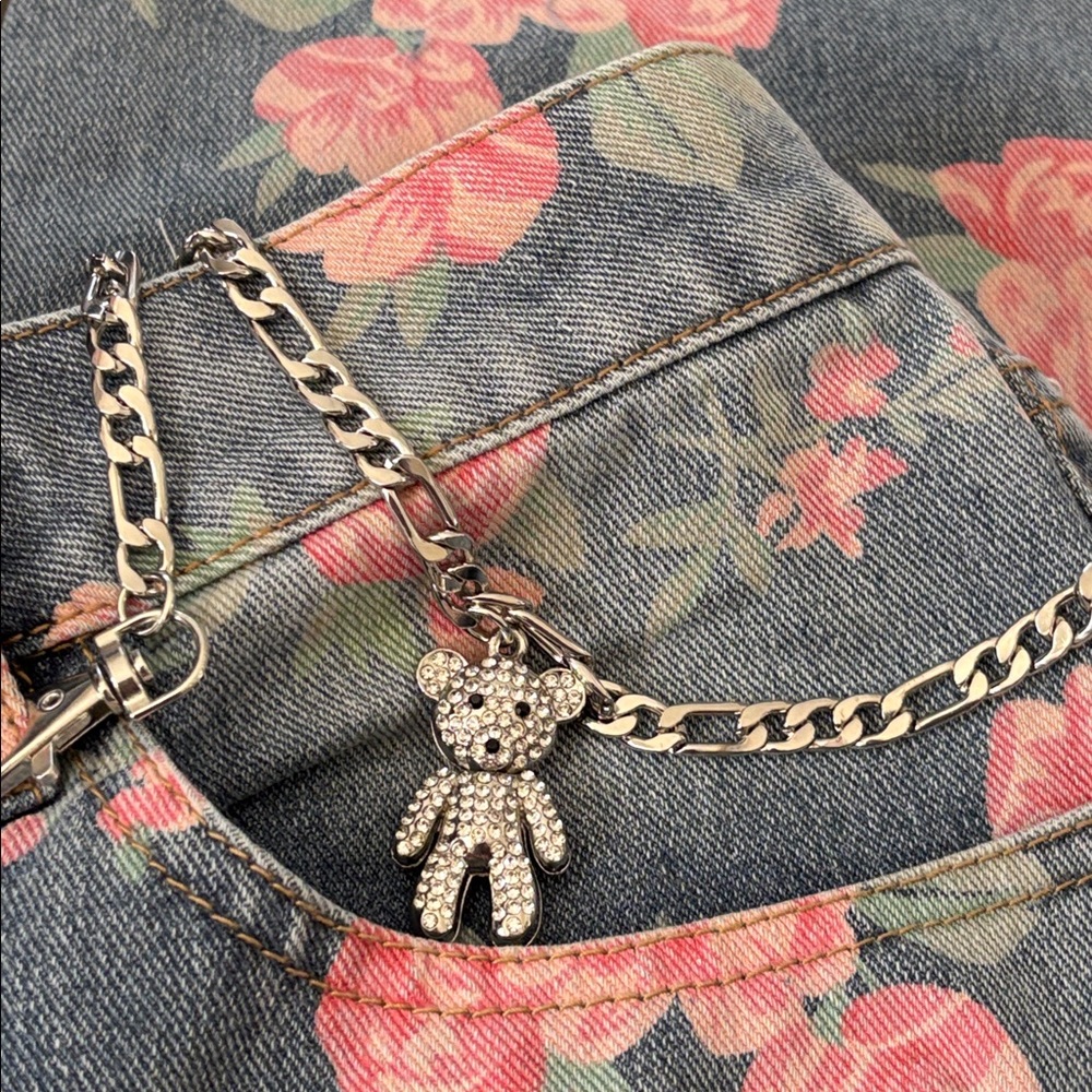 ✨💎🧸NEW! Rhinestone Teddy Pant Chain🧸💎✨